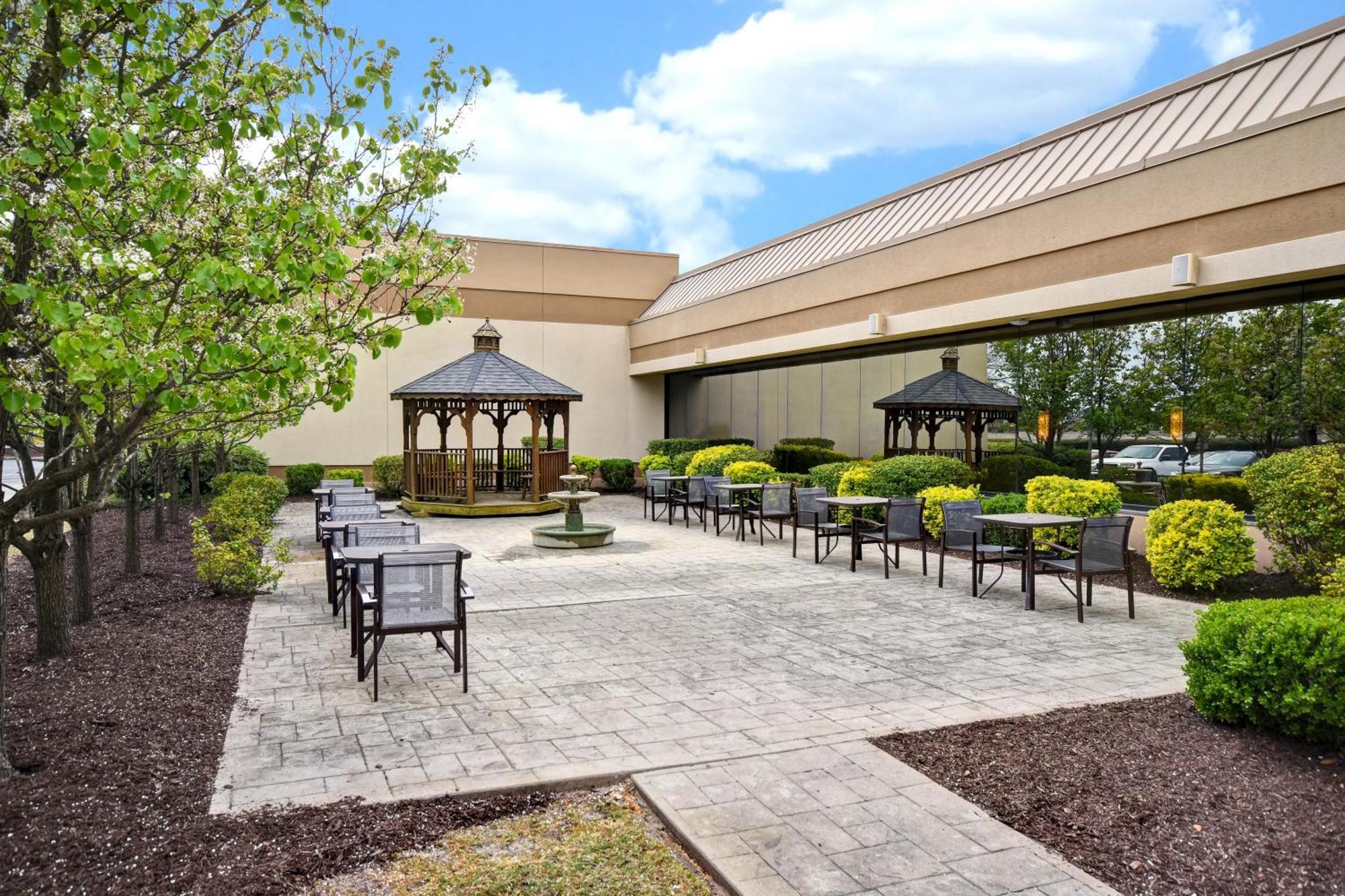 Hotel Doubletree By Hilton Augusta Exterior foto